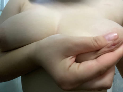 【2024-02-18】Having sex while changing into a bikini